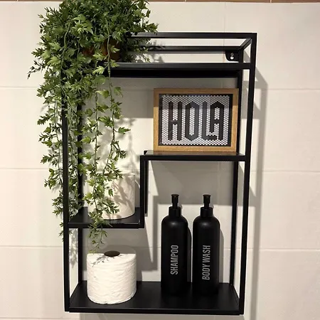 Little Oasis 德尼亚